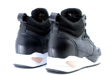 Guess sneakers black