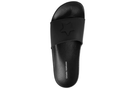 chiara ferragni μαύρες παντόφλες