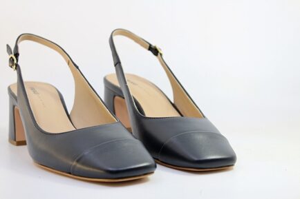 δερμάτινες μπλέ γόβες slingback FRAU