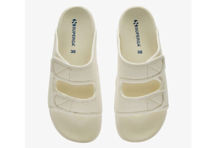 superga Λευκες παντοφλες γυναικειε;