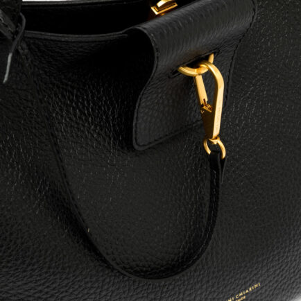 gianni chiarini δερματινη μαυρη τσάντα χειρώς 9