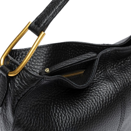 gianni chiarini δερματινη μαυρη τσάντα χειρώς 9