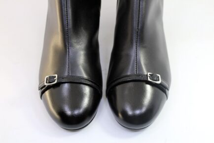 δερμάτινα γυναικεία μποτάκια μαύρα με χαμηλο τακουνι Frau