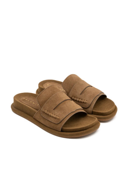 Καφέ καστόρινες παντόφλες γυναικειες